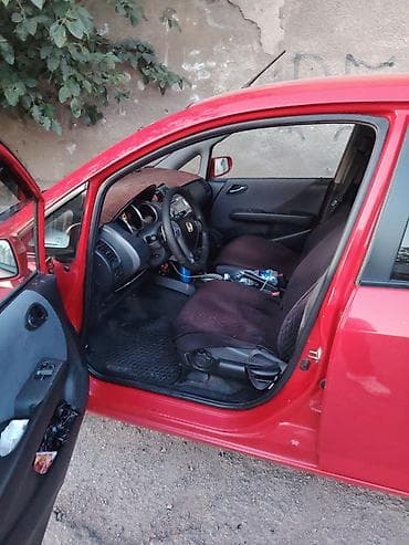Продажа авто: Honda Jazz: 2007 г., 1.4 л, Вариатор, Бензин, Хэтчбэк — 3