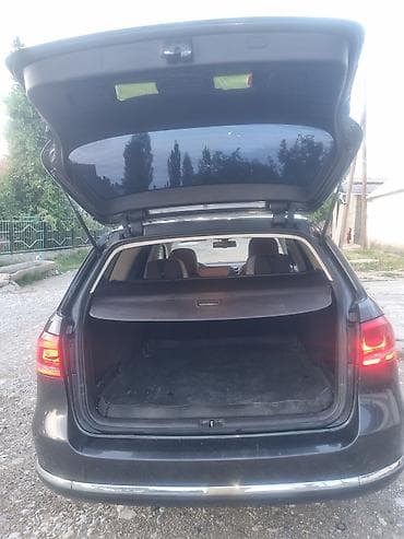 Volkswagen Passat Variant: 2011 г., Механика, Бензин, Универсал — 3