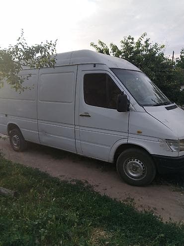 водные скутеры: Легкий грузовик, Mercedes-Benz — 2