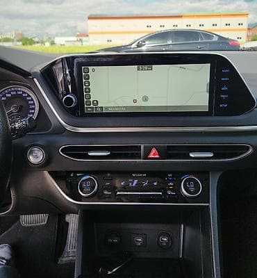 Hyundai Sonata: 2019 г., 2 л, Автомат, Газ, Седан — 3