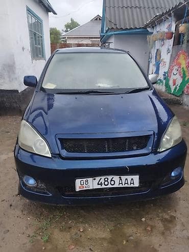 Toyota Ipsum: 2003 г., 2.4 л, Автомат, Газ, Минивэн — 2