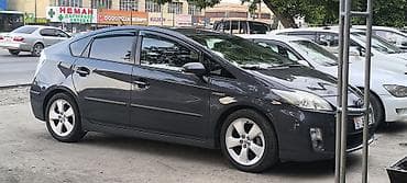 2011: Toyota Prius: 2011 г., Гибрид, Хэтчбэк — 1