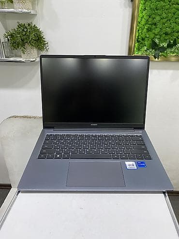 Ноутбук, Huawei, 8 ГБ ОЗУ, Intel Core i5, 14 ", Б/у, Для несложных задач, память SSD