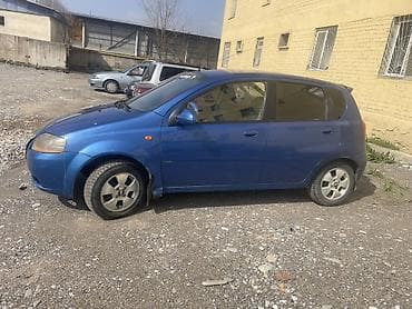 Chevrolet: Chevrolet Aveo: 2004 г., 1.6 л, Механика, Бензин, Хэтчбэк — 3
