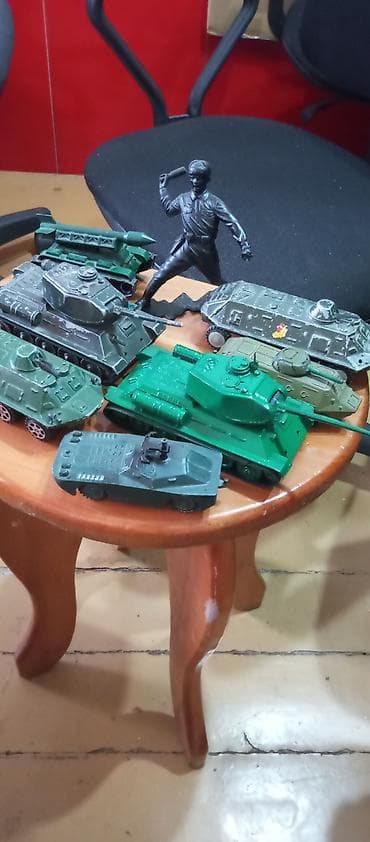 Военная техника СССР железная, цена за штуку at lalafo.kg Военная техника СССР железная, цена за штуку