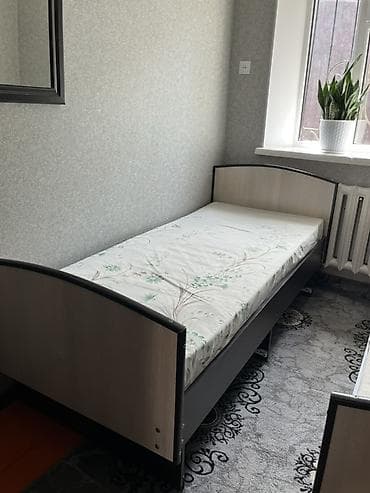 парта стол бу: Односпальная кровать, Б/у, С матрасом, длина - 200 см — 3