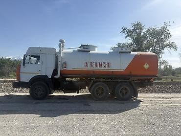 советский газовый редуктор: Топливозаправщик на шасси КАМАЗ 6×4 Назначение: - Перевозка и выдача — 2