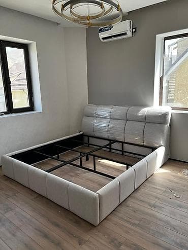 сдаётся кушетка: Требуется доставщик мягкой мебели зарплата 30000 обед ужин + — 2