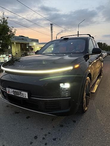 Lixiang L9: 2025 г., Гибрид, Кроссовер