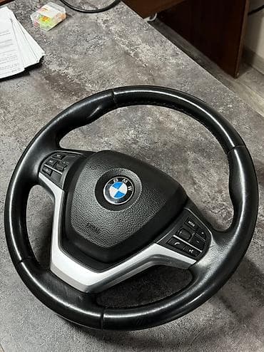 Рулевая часть: Оригинал руль
Х5 F15
2017
Полная комплектация 
Айрбаги на месте — 2