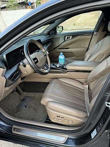 aion v: Kia K8: 2021 г., 1.6 л, Робот, Бензин, Фастбек — 10