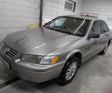 plug in: Toyota Camry: 1997 г., 2.2 л, Автомат, Бензин, Седан — 4