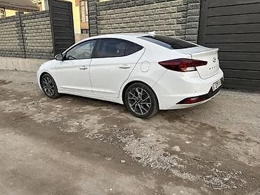 машина в кридит: Hyundai Avante: 2018 г., 1.6 л, Бензин, Седан — 2