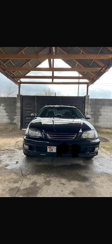 противотуманники ипсум: Toyota Avensis: 1999 г., 2 л, Механика, Газ, Седан — 1