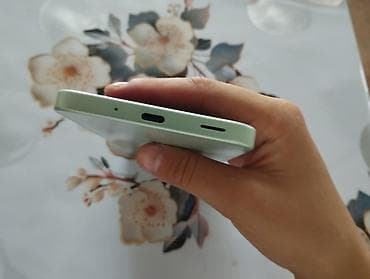 Samsung Galaxy A16, Б/у, 128 ГБ, цвет - Зеленый, 2 SIM — 2