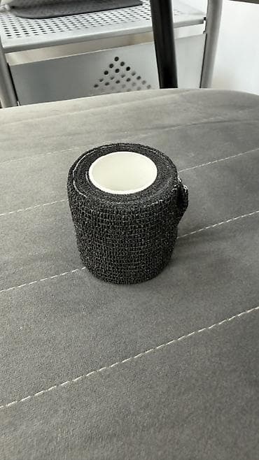 Самофиксирующийся эластичный бинт (когезивный), цвет черный at lalafo.kg Самофиксирующийся эластичный бинт (когезивный), цвет черный