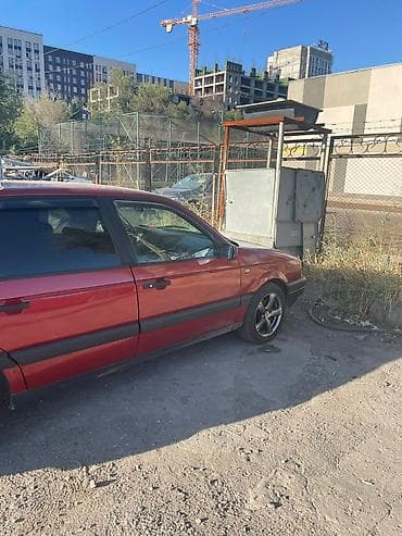 Унаа сатуу: Volkswagen Passat: 1991 г., Лифтбек — 3