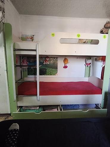 2 х ярусная детская кровать: Детская двухъярусная кровать с выкатными ящиками - Компоновка: два — 1