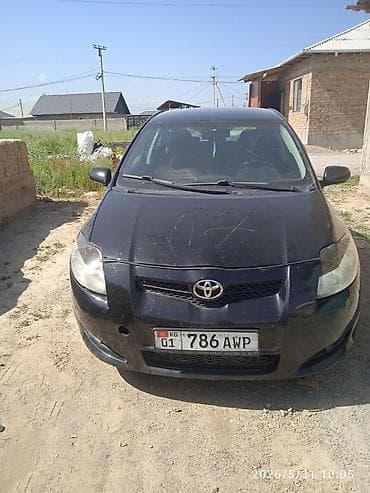 mini cuper: Toyota : 2008 г., Седан — 1