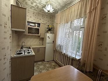 квартира с баней: 1 комната, 38 м², 105 серия, 3 этаж, Косметический ремонт — 6