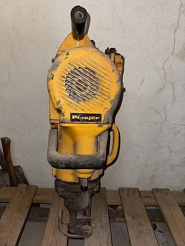 электрический коврик: Бензиновый отбойный молоток Atlas Copco Pionjär 120 - — 3