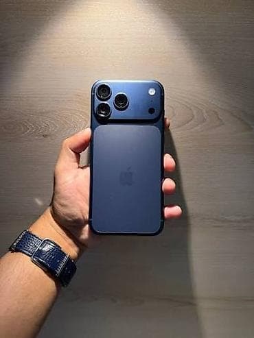 iphone 17 plus: IPhone 17 Pro Max, 256 ГБ, синий - Модель: iPhone 17 Pro Max (номер — 2
