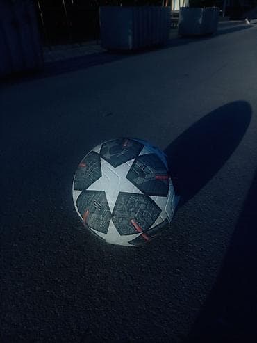 фудбольные формы: Футбольный мяч Adidas UCL (UEFA Champions League) - Официальный — 2