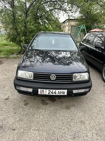 багаж венто: Volkswagen Vento: 1993 г., 1.8 л, Ручные, Бензин, Седан — 4