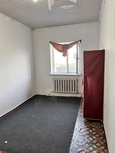 Здается комната гостиничного типа. Внутри холодная горячая вода at lalafo.kg Здается комната гостиничного типа. Внутри холодная горячая вода