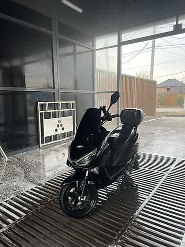 макси бу: Макси-скутер 150 куб. см, Бензин, Б/у — 5