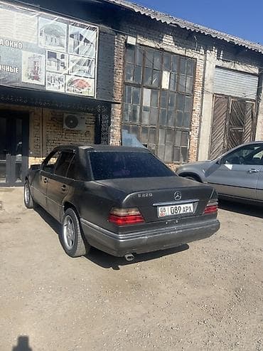 Продажа авто: Mercedes-Benz W124: 1995 г., 2.2 л, Механика, Бензин, Седан — 3