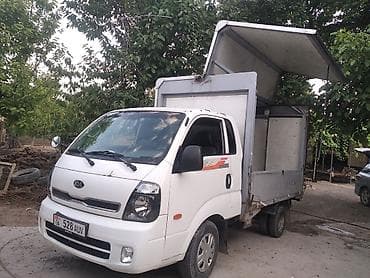 Kia Bongo III — компактный грузовик-рефрижератор/фургон с высокими — 1