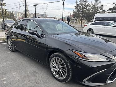 360: Lexus ES: 2018 г., 2.5 л, Автомат, Гибрид, Седан — 3