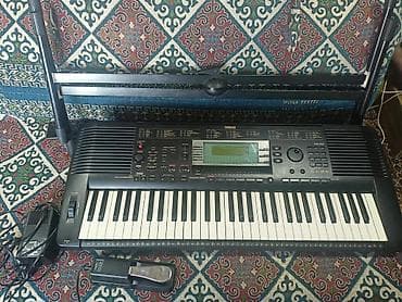 гитара кылы: Синтезатор Yamaha PSR-630 с принадлежностями. - Клавиатура: 61 — 1