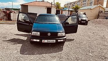 багаж венто: Volkswagen Vento: 1993 г., 1.8 л, Ручные, Бензин, Седан — 5