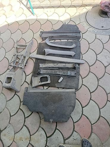 Обшивка багажника Subaru 2002 г., Б/у, Оригинал, Япония — 1