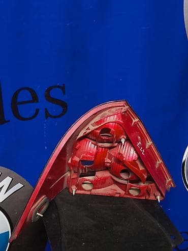 Автозапчасти: Задний правый стоп-сигнал Mercedes-Benz 2004 г., Б/у, Оригинал, Япония — 2