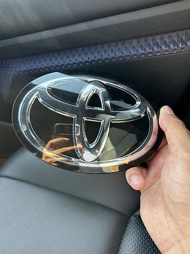 брызговики камри: Заглушка бампера Toyota, Новый — 2