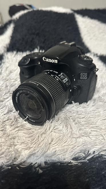 Техника жана электроника: Зеркальная камера Canon EOS 60D с объективом Canon EF-S 18–55mm — 1