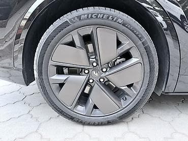 byd e2 2021: Lixiang L9: 2025 г., 1.5 л, Автомат, Гибрид, Внедорожник — 10