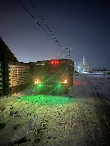 suzuki samurai: ЗИЛ : | 2023 г. Фургон — 4