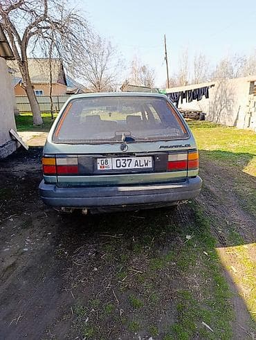 авто наклейка: Volkswagen Passat: 1988 г., 1.8 л, Механика, Бензин, Универсал — 6