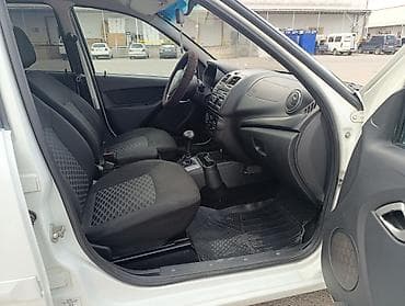 byd plus: ВАЗ (ЛАДА) Granta: 2019 г., 1.6 л, Автомат, Бензин, Седан — 5