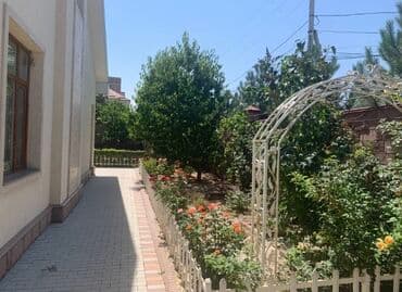 дом с бассейном бишкек: Дом, 550 м², 8 комнат, Риэлтор — 8