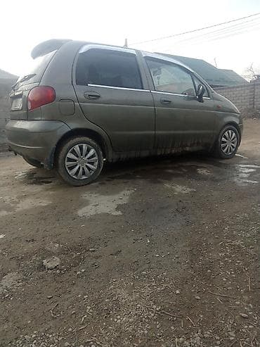 Транспорт: Chevrolet Matiz: 2004 г., Кол менен иштөөчү, Бензин, Хетчбек — 3