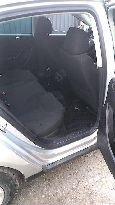 Унаа сатуу: Volkswagen Passat: 2008 г., 2 л, Автомат, Бензин, Седан — 8