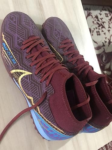 Футбольные бутсы Nike Air Zoom (сороконожки) - Модель: Nike Air Zoom
