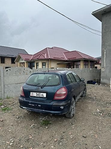 almer: Nissan Almera: 2004 г., Ручные, Бензин, Хэтчбэк — 4