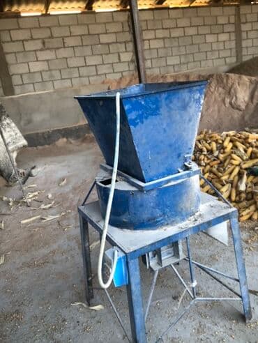 шиномонтажное оборудование для грузовых автомобилей бу: Зернодробилка/кормоизмельчитель KG THOR на металлической раме - — 2