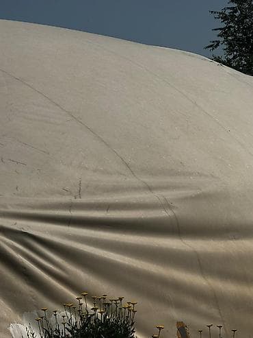 где можно играть в волейбол: Продается футбольное поле по квадратуре 1 м² = 200 сом. Самовывоз — 7
